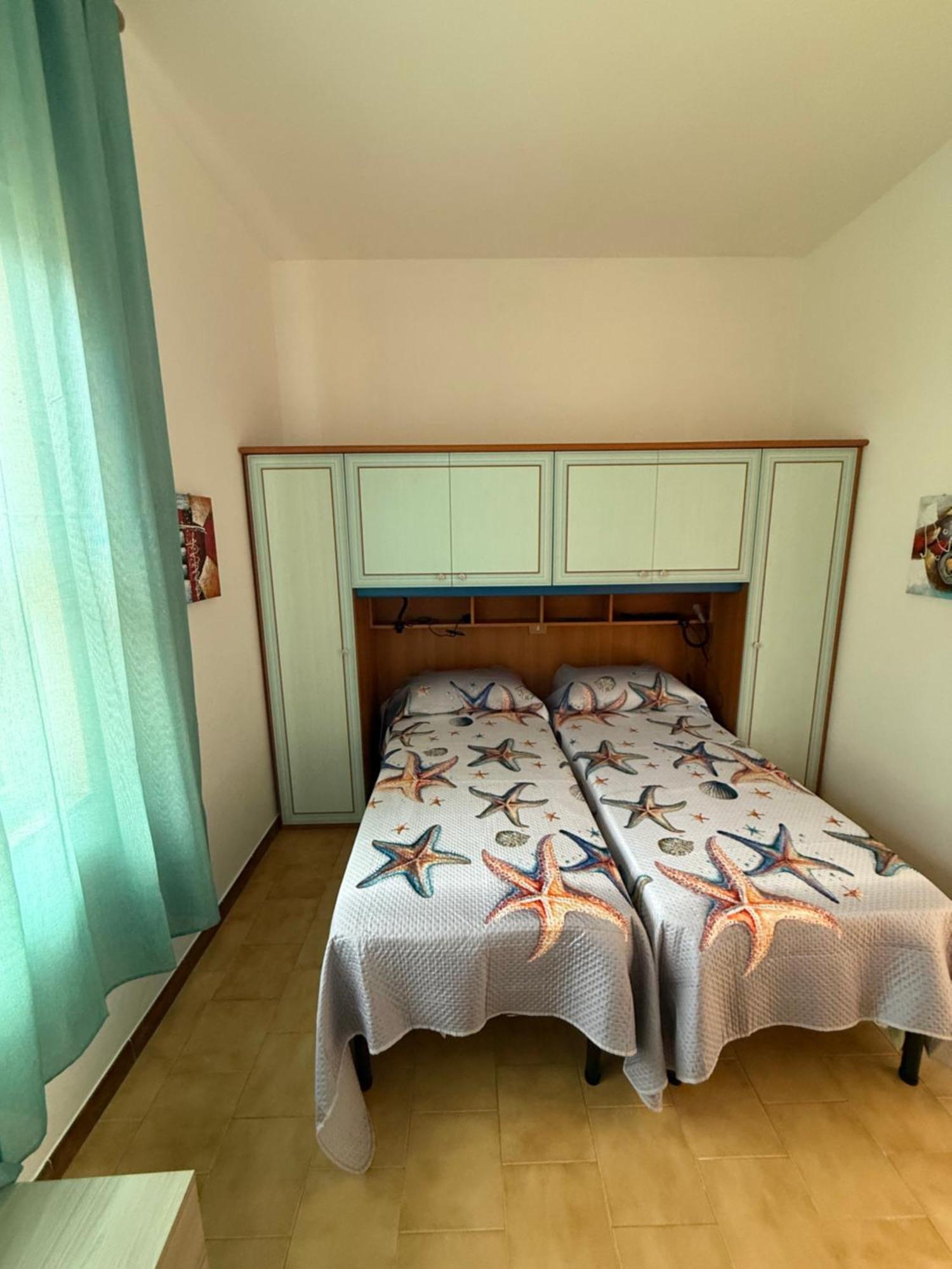 B&B Arcipelago 马达莱纳 外观 照片